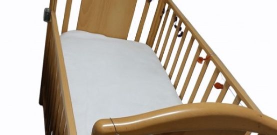 ENTREGA DE UNA CUNA.